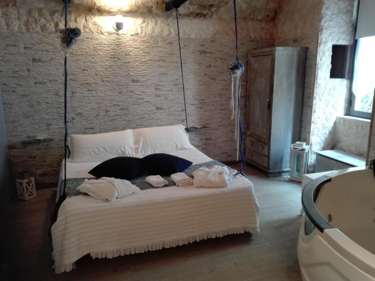Only For Two Giumbabulla Hotel Рагуза Екстериор снимка